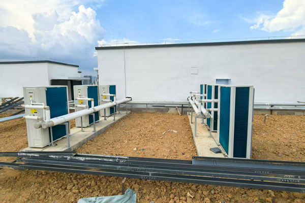 重庆省秀山悬民族中学热水项目