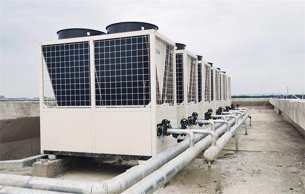绿色智慧校园建设：空气能热泵供暖系统整体解决方案